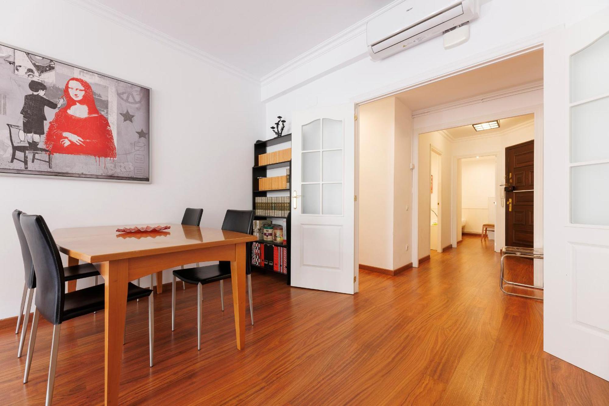 Aparteasy - Private Terrace, 3-Bedroom Apartment Βαρκελώνη Εξωτερικό φωτογραφία
